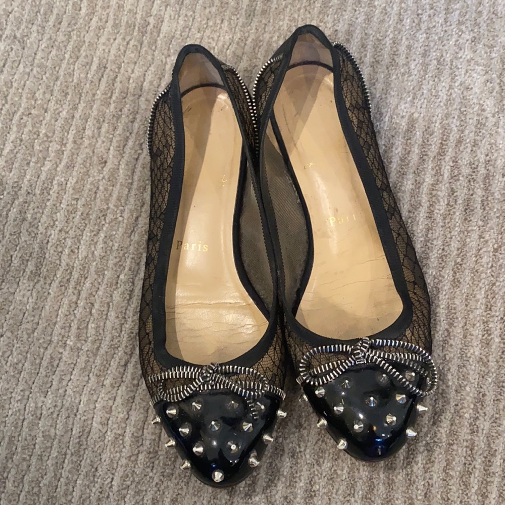 Woman’s flats with details